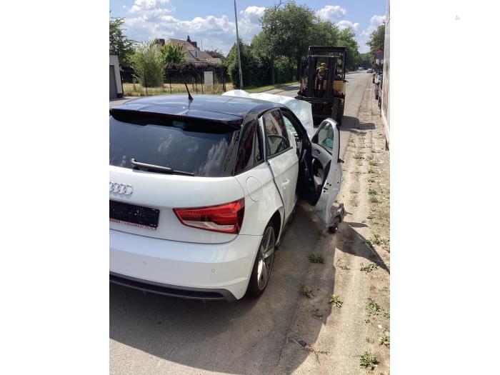 Audi A1 Sportback 1.0 TFSI Ultra 12V Sloopvoertuig (2017, Wit)