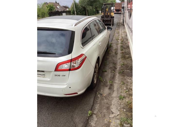 Peugeot 508 SW 2.0 HDiF 16V Autom. Sloopvoertuig (2013, Wit)