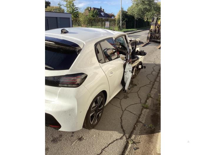 Peugeot 208 II 1.2 Vti 12V PureTech 100 Sloopvoertuig (2024, Wit)