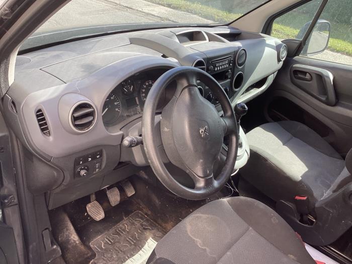 Peugeot Partner 1.6 BlueHDi 100 Sloopvoertuig (2016, Grijs)