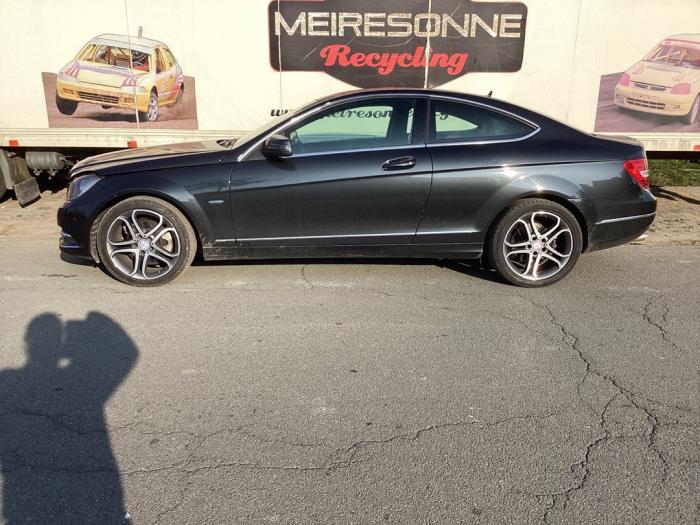 Mercedes C 2.2 C-220 CDI 16V BlueEfficiency Sloopvoertuig (2012, Zwart)
