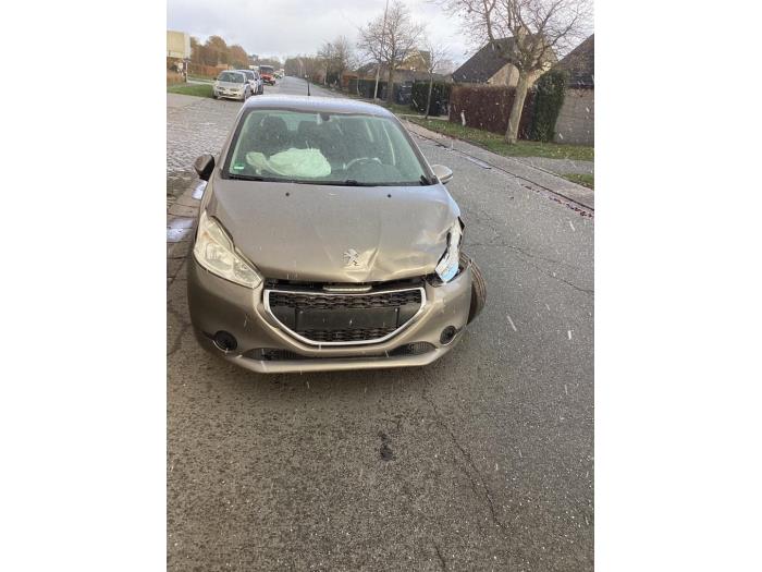 Peugeot 208 I 1.2 Vti 12V PureTech 82 Sloopvoertuig (2013, Grijs)