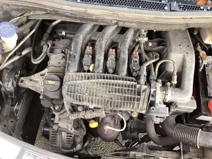 Peugeot 208 I 1.2 Vti 12V PureTech 82 Sloopvoertuig (2013, Grijs)