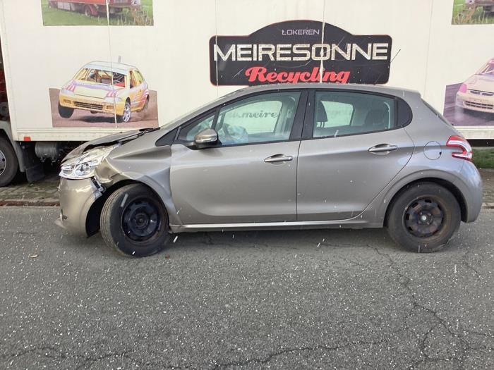 Peugeot 208 I 1.2 Vti 12V PureTech 82 Sloopvoertuig (2013, Grijs)
