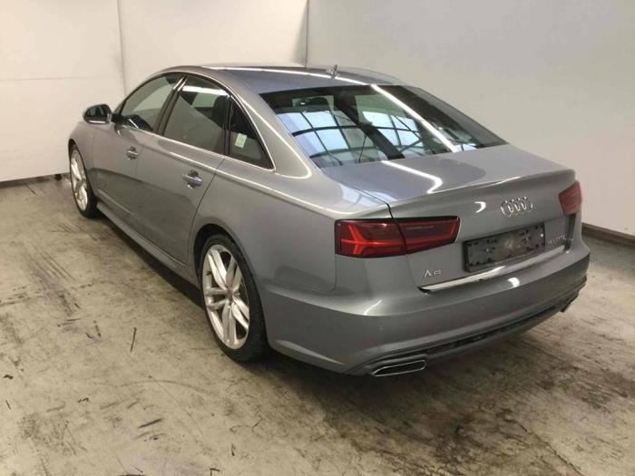 Audi A6 3.0 V6 24V TFSI Quattro Sloopvoertuig (2016, Metallic, Grijs)