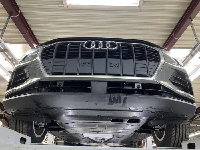 Audi Q3 2.0 35 TDI 16V Sloopvoertuig (2022, Metallic, Grijs)