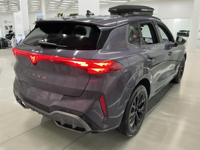 Cupra Terramar 1.5 eTSI Sloopvoertuig (2024, Metallic, Saffierblauw)