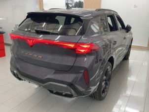 Cupra Terramar 1.5 e-Hybrid VZ Sloopvoertuig (2024, Metallic, Paars)