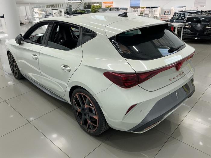 Cupra Leon 1.5 VZ e-Hybrid 16V Sloopvoertuig (2025, Metallic, Grijs)