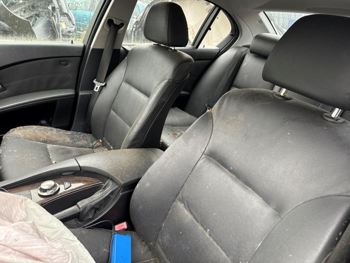 BMW 5 serie 525i 24V Sloopvoertuig (2004, Zwart)