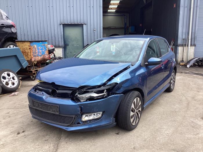 Volkswagen Polo V 1.4 TDI DPF BlueMotion technology Sloopvoertuig (2015, Blauw)