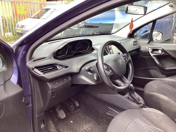 Peugeot 208 I 1.2 Vti 12V PureTech 82 Sloopvoertuig (2012, Blauw)