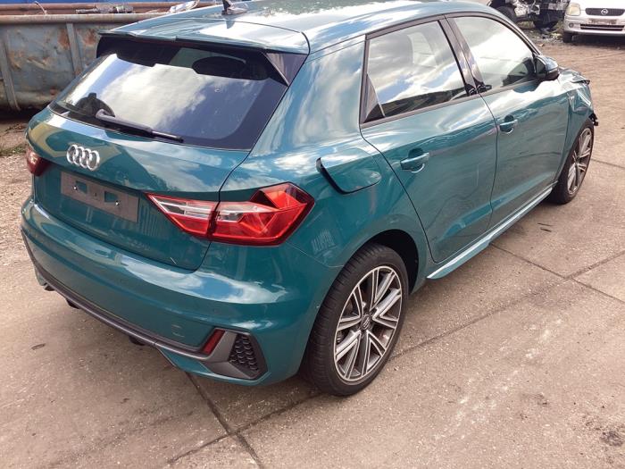 Audi A1 Sportback 1.0 30 TFSI 12V Sloopvoertuig (2020, Groen)