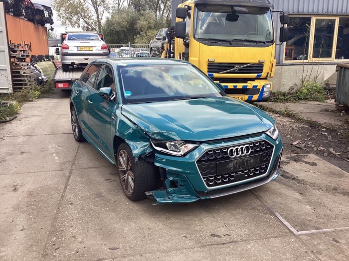 Audi A1 Sportback 1.0 30 TFSI 12V Sloopvoertuig (2020, Groen)