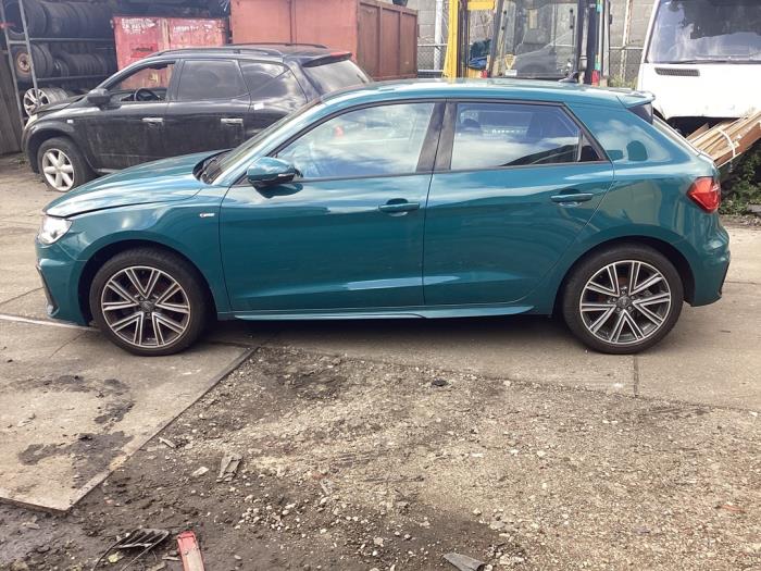 Audi A1 Sportback 1.0 30 TFSI 12V Sloopvoertuig (2020, Groen)
