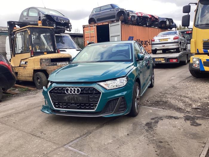 Audi A1 Sportback 1.0 30 TFSI 12V Sloopvoertuig (2020, Groen)