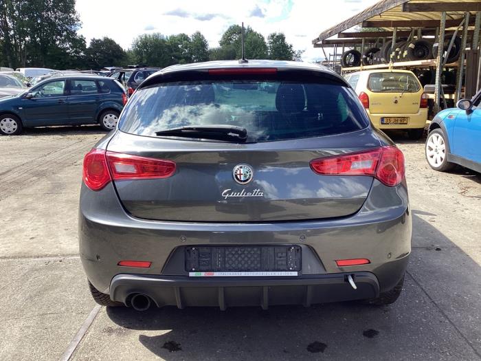 Alfa Romeo Giulietta 1.4 TB 16V MultiAir Sloopvoertuig (2015, Grijs)