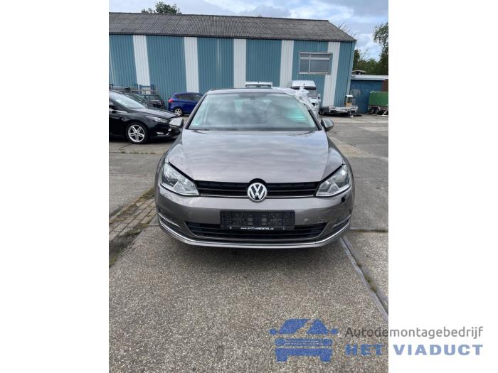 Volkswagen Golf VII 1.2 TSI 16V Sloopvoertuig (2015, Grijs)