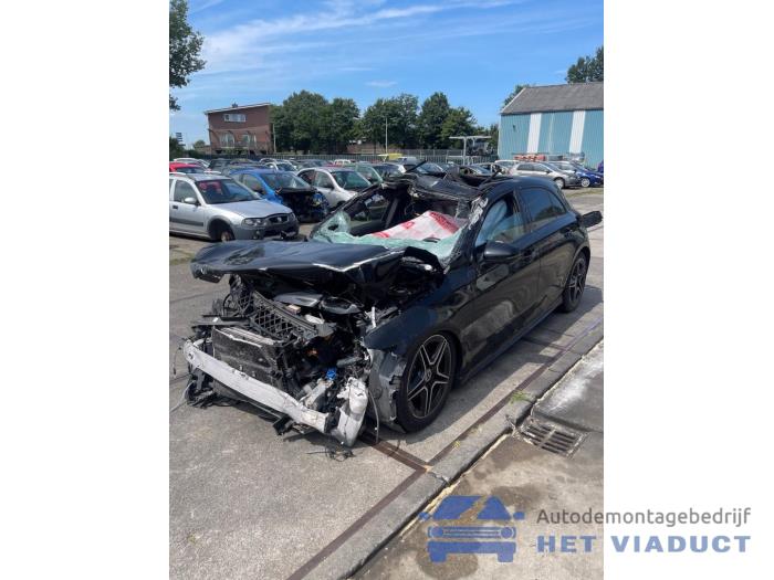 Mercedes A 1.3 A-180 Turbo 16V Sloopvoertuig (2019, Zwart)