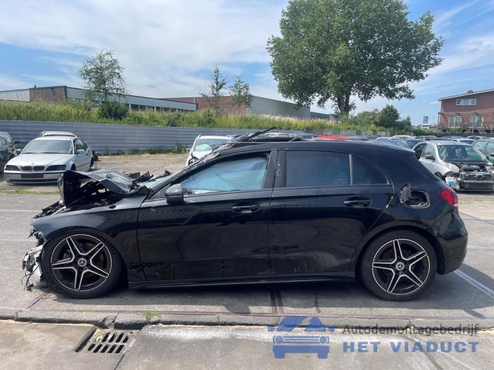 Mercedes A 1.3 A-180 Turbo 16V Sloopvoertuig (2019, Zwart)