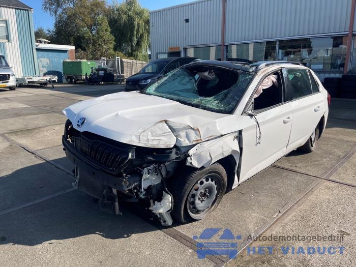 Skoda Kamiq 1.5 TSI 16V Sloopvoertuig (2020, Wit)