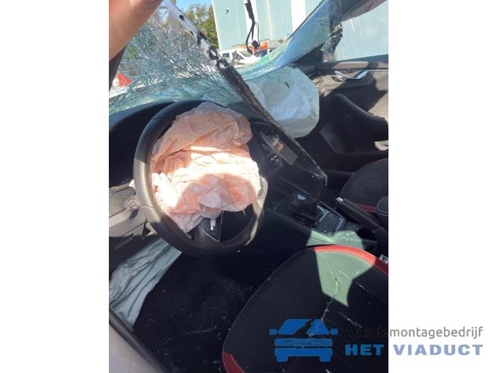 Skoda Kamiq 1.5 TSI 16V Sloopvoertuig (2020, Wit)