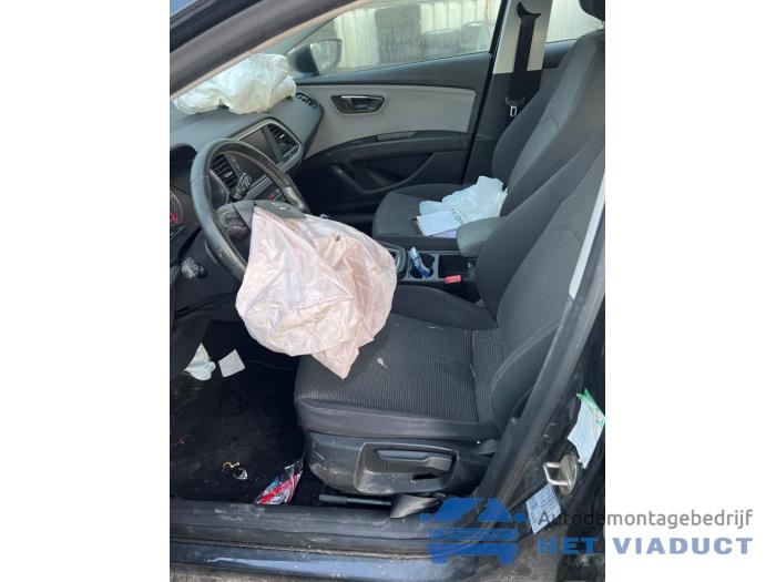 Seat Leon 1.6 TDI 16V Sloopvoertuig (2019, Grijs)