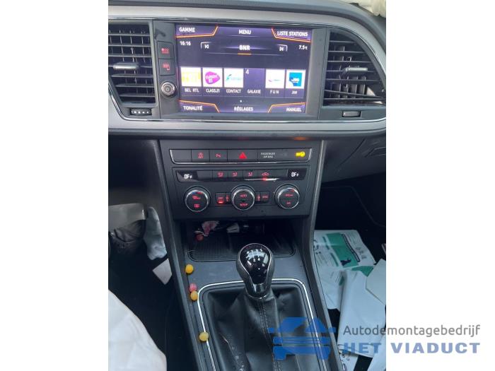 Seat Leon 1.6 TDI 16V Sloopvoertuig (2019, Grijs)