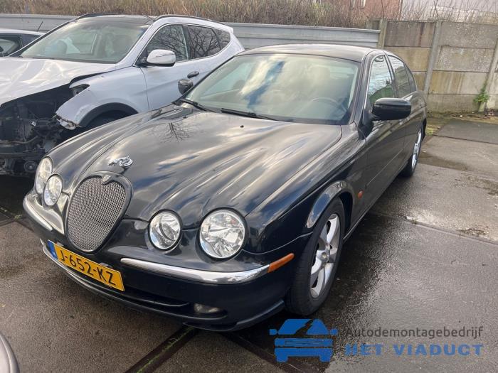 Jaguar S-type 3.0 V6 24V Sloopvoertuig (1999, Zwart)
