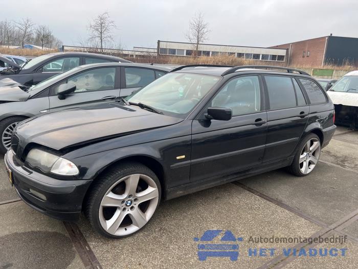 BMW 3 serie Touring 318i Sloopvoertuig (2001, Zwart)
