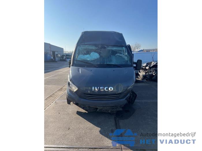 Iveco New Daily VI 35C18, 40C18, 50C18, 65C18, 70C18, 35S18 Sloopvoertuig (2018, Grijs)