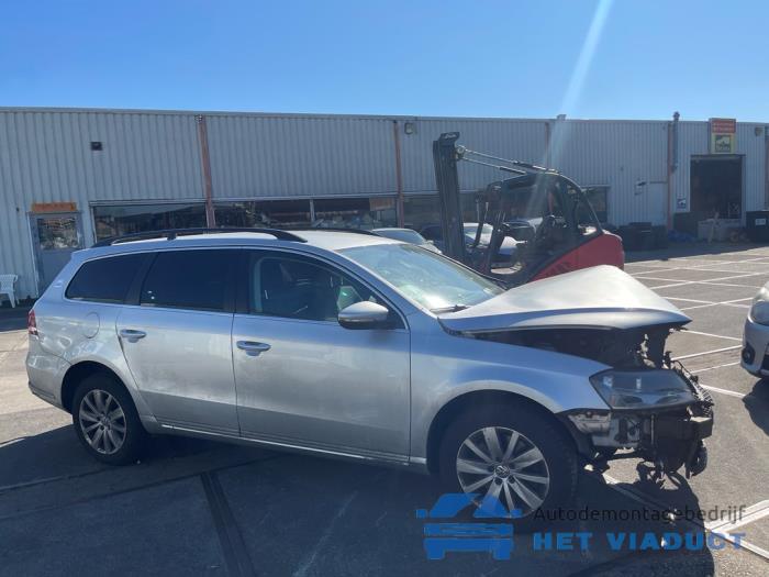 Volkswagen Passat Variant 1.4 TSI 16V Sloopvoertuig (2011, Grijs)