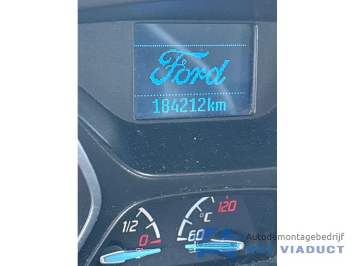 Ford Focus 3 Wagon 1.0 Ti-VCT EcoBoost 12V 125 Sloopvoertuig (2013, Grijs)