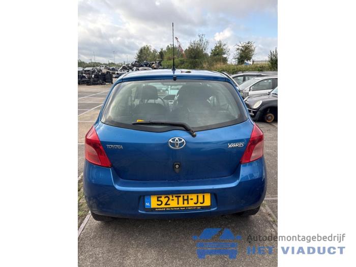 Toyota Yaris II 1.0 12V VVT-i Sloopvoertuig (2006, Blauw)