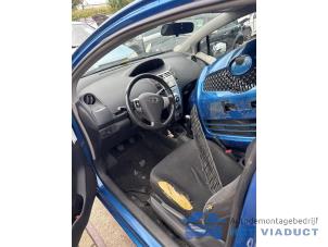 Toyota Yaris II 1.0 12V VVT-i Sloopvoertuig (2006, Blauw)