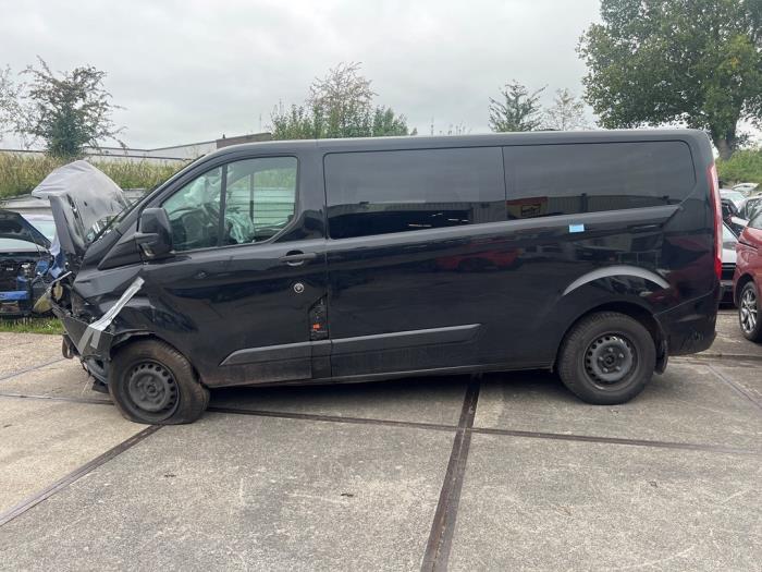 Ford Transit Custom 2.0 TDCi 16V Eco Blue 130 Sloopvoertuig (2019, Zwart)