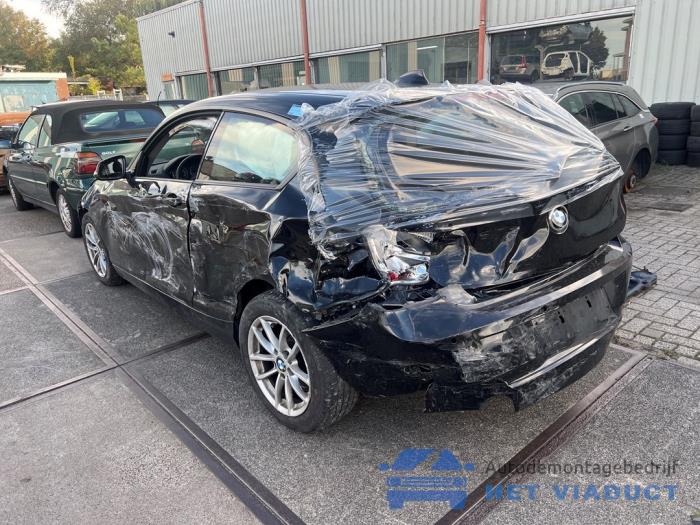 BMW 1 serie 116d 1.6 16V Efficient Dynamics Sloopvoertuig (2014, Zwart)