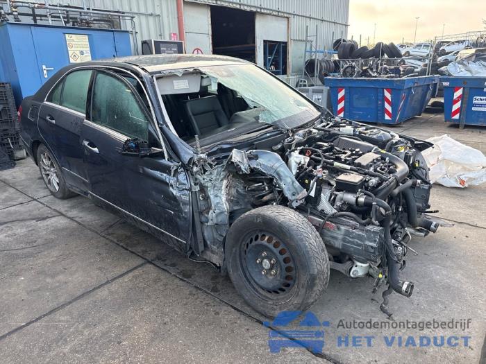 Mercedes E E-200 CGI 16V BlueEfficiency Sloopvoertuig (2012, Grijs)