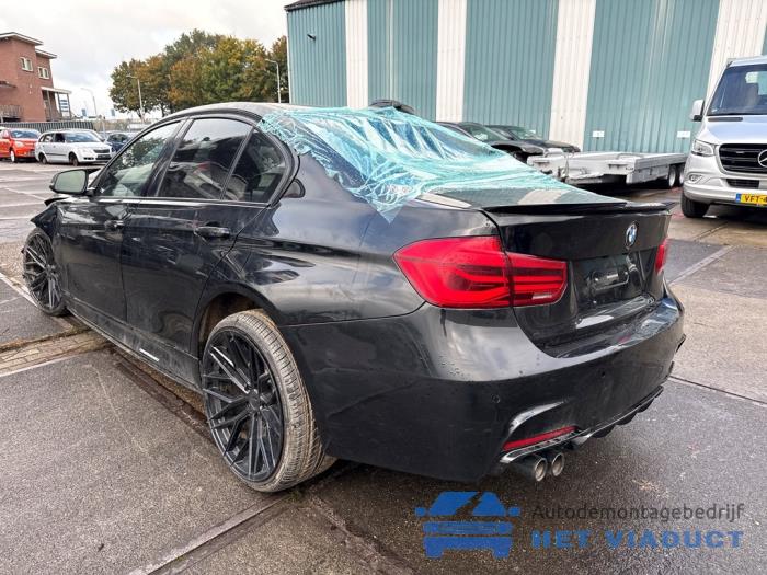 BMW 3 serie 330i 2.0 16V Sloopvoertuig (2018, Zwart)