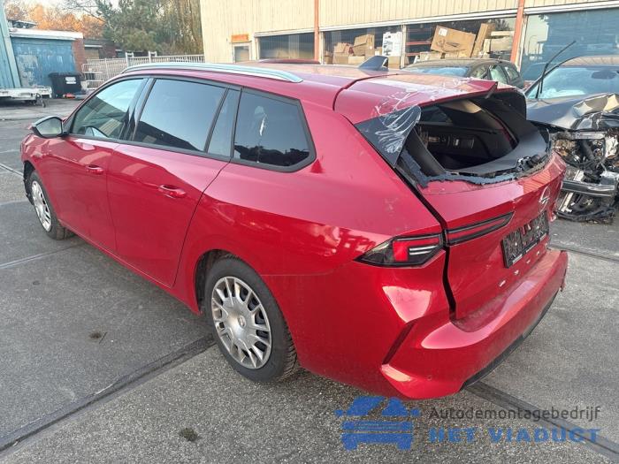 Opel Astra L Sports Tourer 1.2 Turbo 110 12V Sloopvoertuig (2023, Rood)