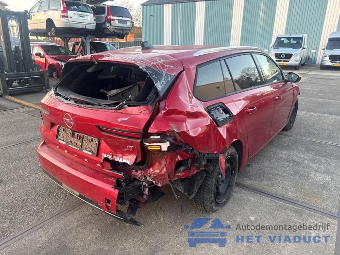 Opel Astra L Sports Tourer 1.2 Turbo 110 12V Sloopvoertuig (2023, Rood)