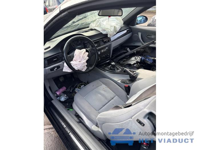 BMW 3 serie 320i 16V Sloopvoertuig (2008, Zwart)