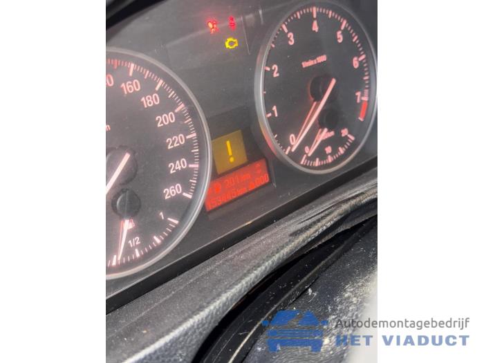 BMW 3 serie 320i 16V Sloopvoertuig (2008, Zwart)