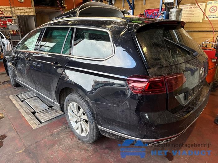 Volkswagen Passat Variant 2.0 TDI 16V 190 Sloopvoertuig (2020, Zwart)