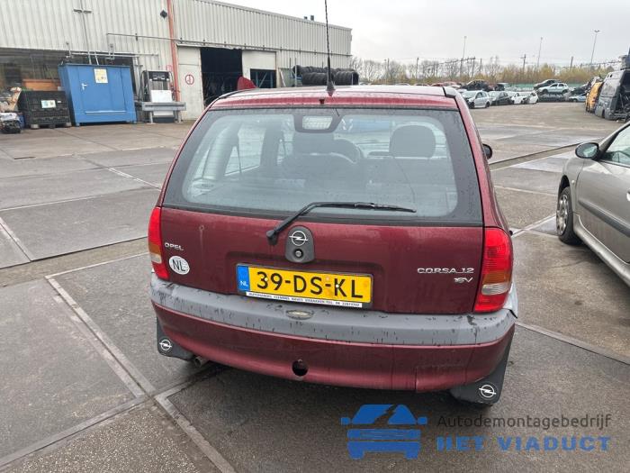 Opel Corsa B 1.2i 16V Sloopvoertuig (1999, Rood)