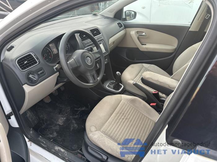 Volkswagen Polo V 1.2 12V BlueMotion Technology Sloopvoertuig (2009, Wit)