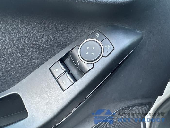 Ford Fiesta 7 1.0 EcoBoost 12V 100 Sloopvoertuig (2019, Grijs)