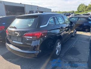 Opel Astra K Sports Tourer 1.4 Turbo 16V Sloopvoertuig (2017, Zwart)