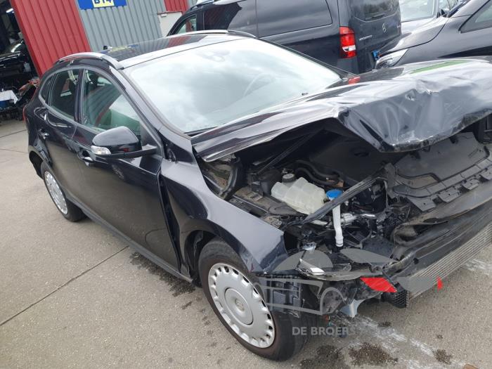 Volvo V40 Cross Country 1.6 D2 Sloopvoertuig (2013, Zwart)