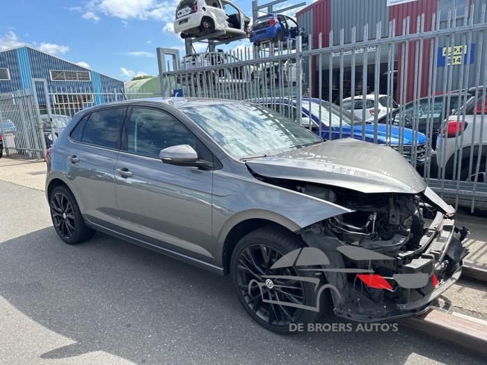 Volkswagen Polo VI 1.0 TSI 12V Sloopvoertuig (2018, Grijs)
